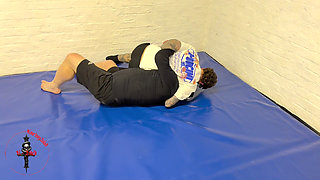 Kourtneyinked Wrestles Pathetic Guy