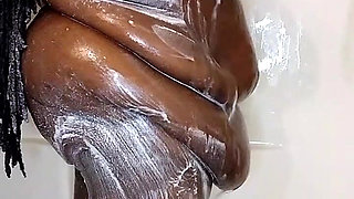 Shower Live