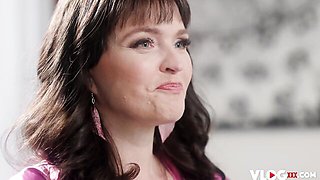 Aphrodisiac Krissy Lynn's milf pornstar xxx