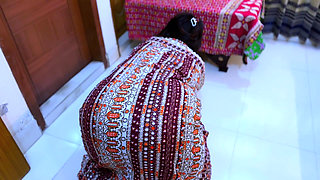 Beautiful Egypt Hot Stepmom Stuck Inside Table Now She Want Rough Anal From Me!