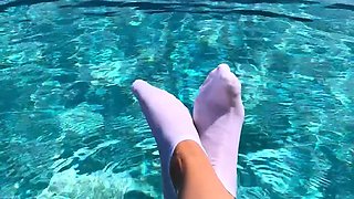 Flexible foot fetish masturbating with feet and hands