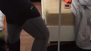 Mirror Flaunting Before a Gym Session!