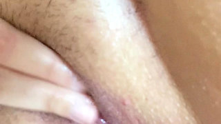 I rub my in broad daylight until I orgasm