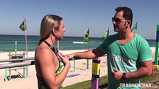 Fernandinha Fernandez Came Showing Her Ass