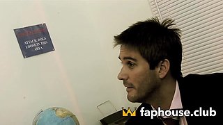 Czech tart elevates suspicions at visa checkpoint