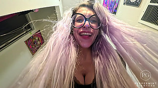 6'7 Stepmommy Owns Her Pathetic Short Loser - Giantess POV Humiliation Lift and Carry