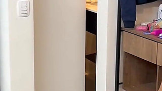 I Went to Dinner at My Friend's House While She Was Cooking, Her Boyfriend Is Fucking My Pussy Until He Cums in My Mouth