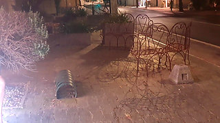 Risky Squirt on Street